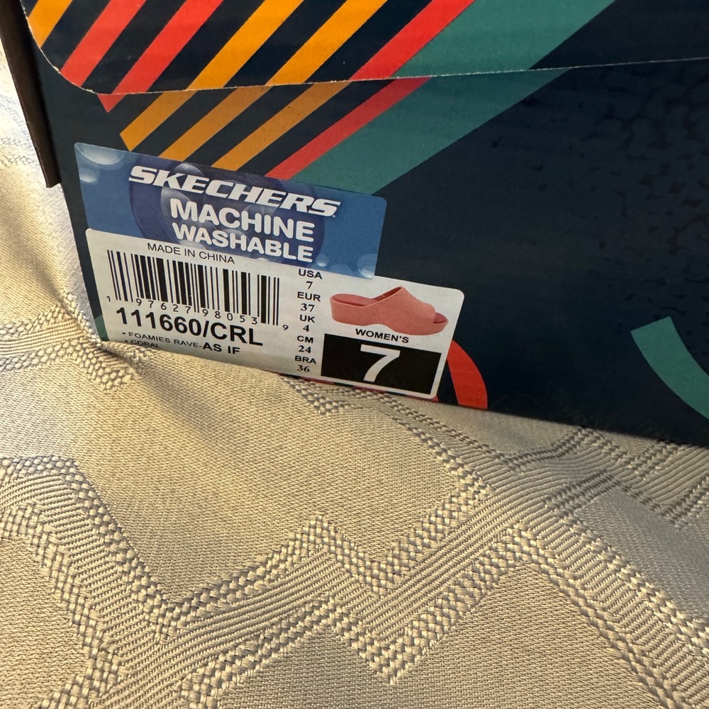 Skechers Women's Coral Platform Foamies brand new size 7 - Picture 4 of 7